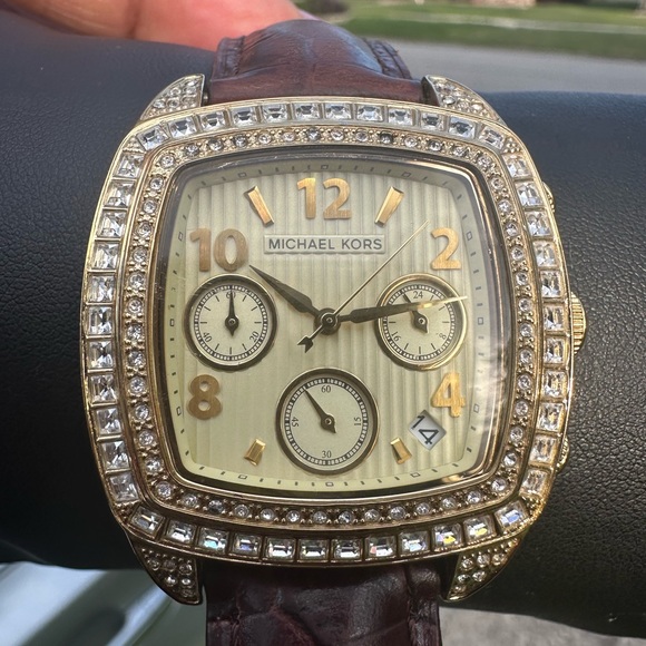 Michael Kors MK 5106 Gold Bling Watch with Genuine Leather Brown Band - Picture 12 of 12